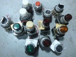 LOT OF 14 ALLEN BRADLEY  800T- AND MISC PUSH BUTTONS