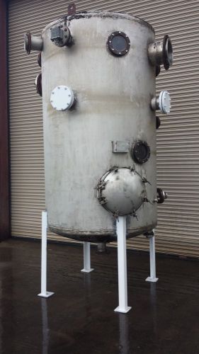 1,150 gallon ss pressure rated tank, dome top dish bottom for sale