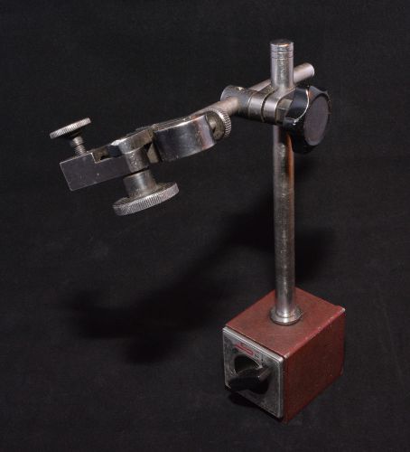 VINTAGE MACHINIST MAGNETIC V-BASE HOLDER WITH ATTACHMENTS