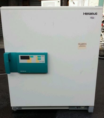 Heraeus function line heating and drying oven for temps up to 250 °c: model t20 for sale