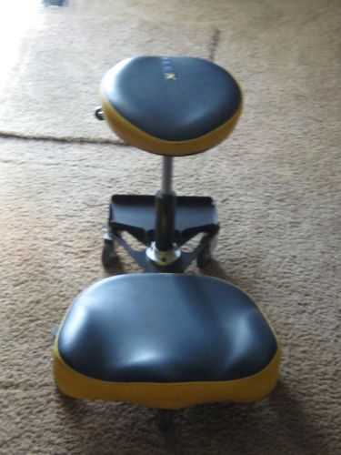 synetik ergonomic flex seat