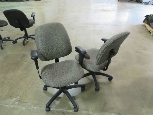 [2]    Light Grey Office Chairs - Used - AM13306