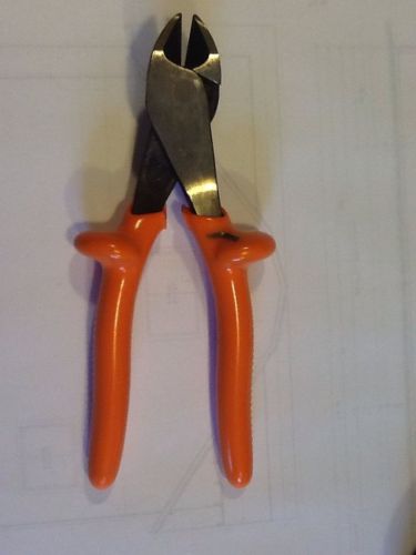 Klein Insulated Angled Side Cutters. D2000-48-INS 1000V