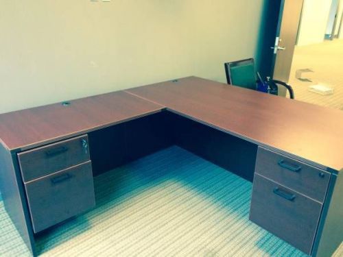 Office desk with return