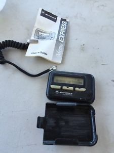 Vintage MOTOROLA Memo Express Pager Beeper WITH HOLSTER