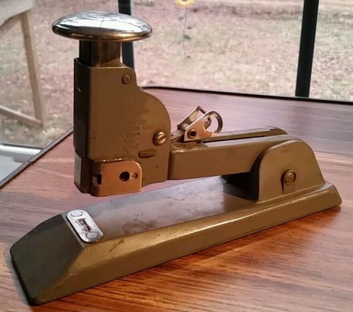 Vintage Swingline Speed Office Stapler #13 High Carbon Staples