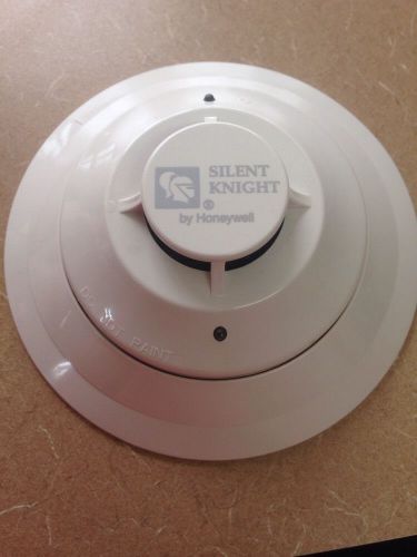 Silent Knight SK-PHOTO Smoke Detector With Base Used
