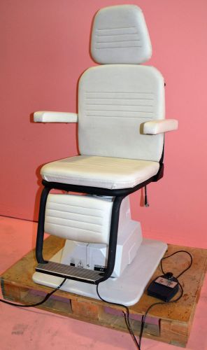 Reliance 5200H Ophthalmic Chair with Foot Switch - Works