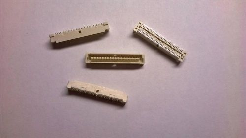 Aj122   lot of  208 pcs 177984-2 60 positon plug center strip contacts gold smd for sale