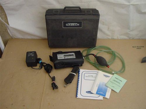 GASTECH GT-2400 - GAS DETECTOR W/ ADAPTER &amp; CASE &amp; CHARGER