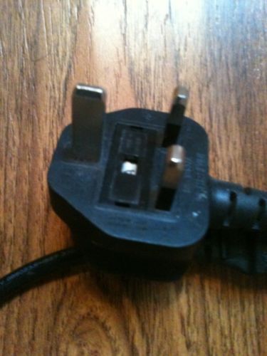 Used. Safety Mark Volex BS-1363/A Power Cord 5A 250V 026158-00
