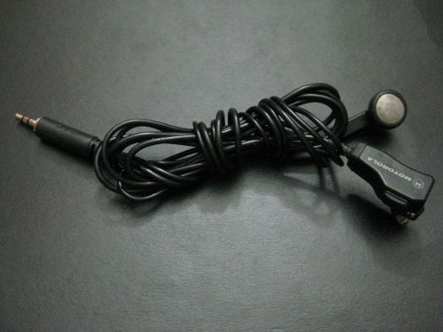 Motorola bdn6780a  2-wire earpiece w/ 3.5mm plug, microphone/ptt (black) used for sale