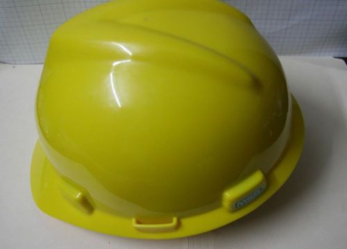 MSA Safety Works Construction Hard Hat V-Gard MEDIUM