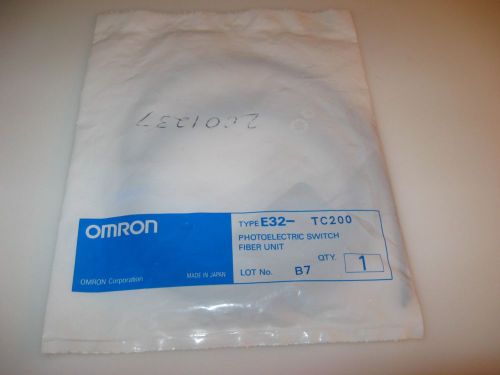 Omron Photoelectric Switch Fiber Unit, E32-TC200, New, Sealed