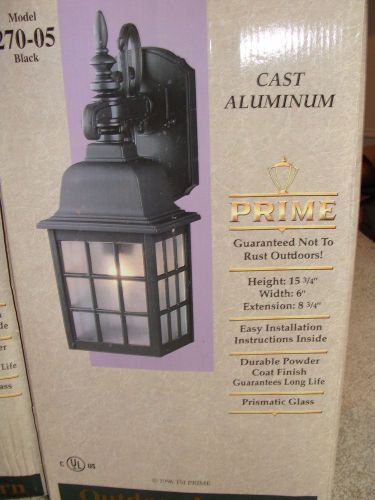 Outdoor lantern, house fixture, new in the box, cast aluminum