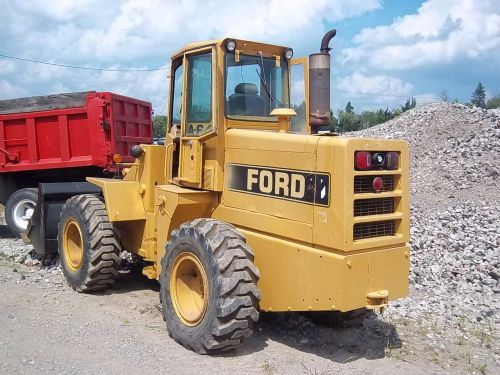 Ford A64 LOADER diesel 4x4  has a 3yard bucket, new motor ,good tires , Cat!
