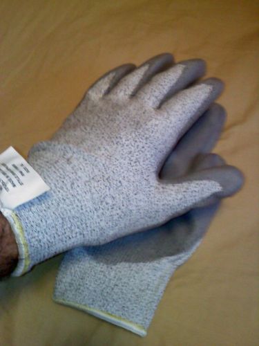 Work Gloves Excellent Cut Protection Made With Dyneema