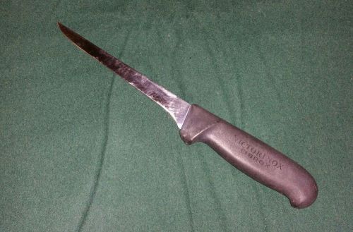 R.H. Forschner Slicing/Boning Knife. 808-6. Victorinox Fibrox. Switzerland.