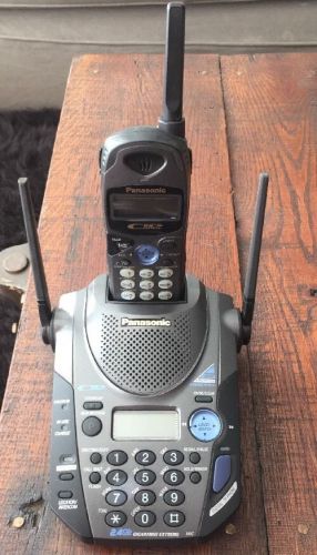 Panasonic KX-TG2583B 2.4 GHz DSS Cordless Phone Called ID/Answering