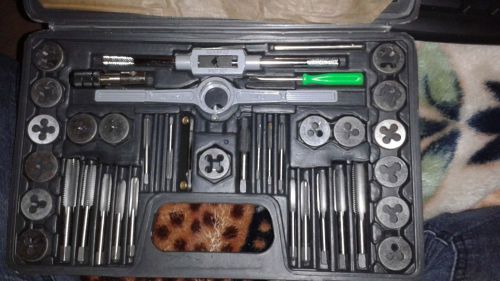 PITTSBURGH 40 PC. CARBON STEEL TAP &amp; DIE SET  METRIC