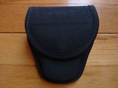 Bianchi AccuMold Black Nylon (Duty Belt) Hand Cuff Case / Mint Condition!