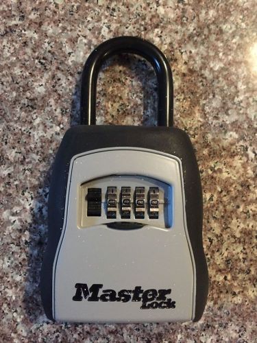 Master Lock Combination Lock Box Model 5400D