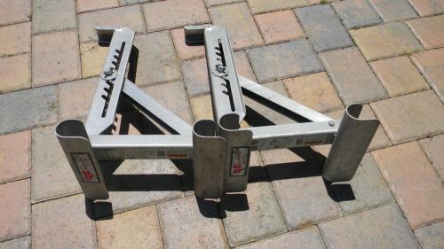 2 qualcraft 2 rung aluminum ladder jacks #2420 for sale