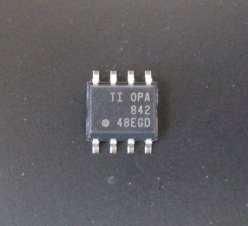 TI OPA842ID Wideband 400MHz, low noise, low distortion Op Amps 1pc.