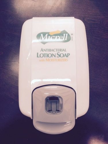 Gojo nxt - box of 8 2000ml foam antibacterial lotion hand soap dispenser for sale
