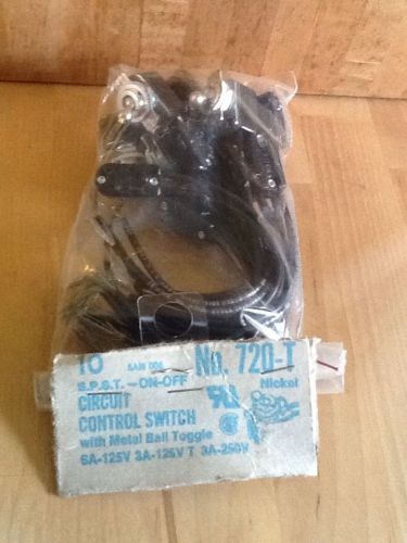 Leviton 720-T (Pack Of 10)On-Off Toggle Switch 6 amp - 125v STSP