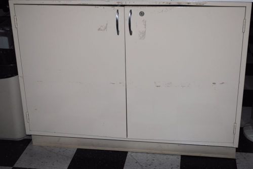 laboratory bench cabinet