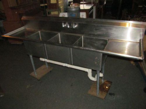 Commercial 3 Bay Stainless Steel Sink SS Compartment 90&#034;
