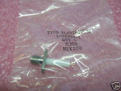 Lot of 4 pcs - Tyco 1052552-1 SMA RCP Solder ST Panel Mount Gold 18GHz