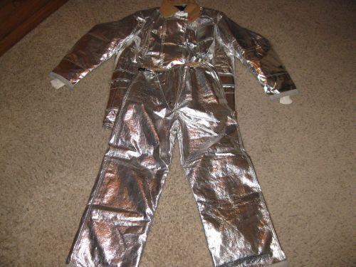 Vintage globe firefighter suit size 44 jacket and 32 x 30 pant work fire welding for sale