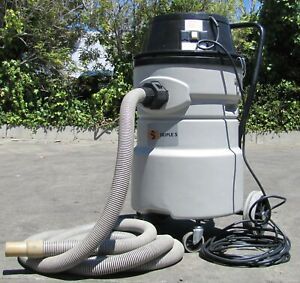 Triple S XLP12 Vacuum Cleaner Wet Dry Vac with hose 120V