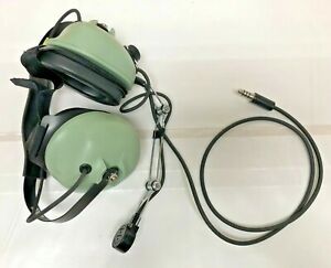 David Clarke Company Aviation Headset Model H7040 with accessories