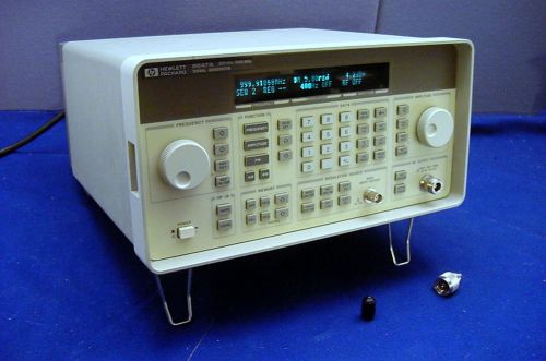 Good used hp 8647a signal generator 250khz -1000mhz w/cd operator/service manual for sale