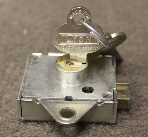 Vintage Yale Drawer Lock w/ Keys 1 3/4&#034; Square base