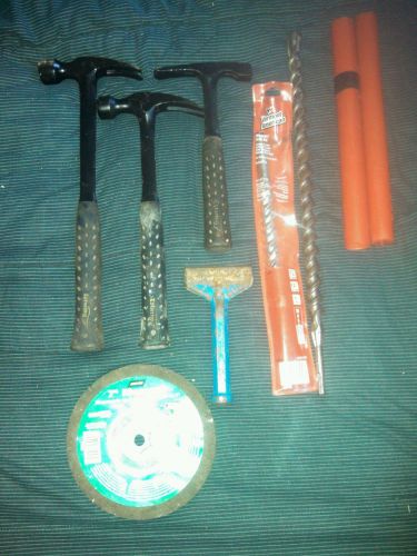Masonry Tool Lot 3 hammers, 2 bits, 1 chisel, 1 cutting blade
