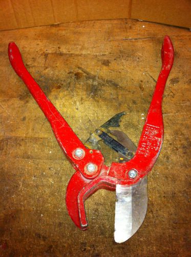 Reed RS2 Ratchet Shears / PVC Cutter - Up to 2 in. Pipe (2.4 in. OD)