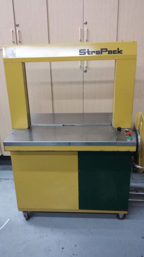 Strapack rq-8 25&#034;x24&#034; semi-automatic arch strapping machine for sale