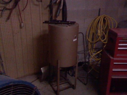 BOILER FEEDER TANK AND STAND