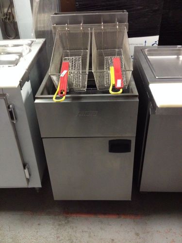 Anets commercial deep fryer 70 -100 lbs. oil capacity - 150,000 btu&#039;s - nat. gas for sale