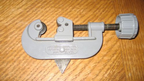 Superior Tool    Tube  Pipe  Cutter   1/8 &#034; - 1-1/8 &#034;