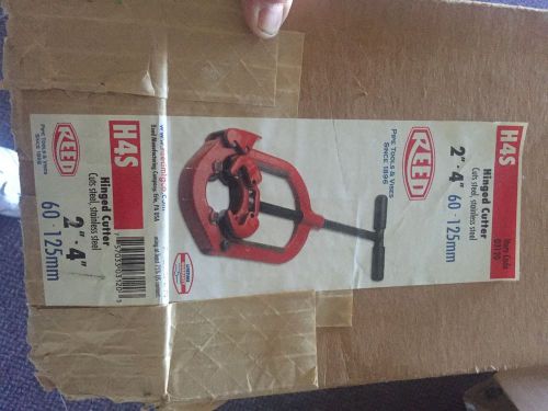Reed Manufacturing H4S, 2-4 Inch Mutli Wheeled Hinged Pipe Cutter For Steel.NEW!