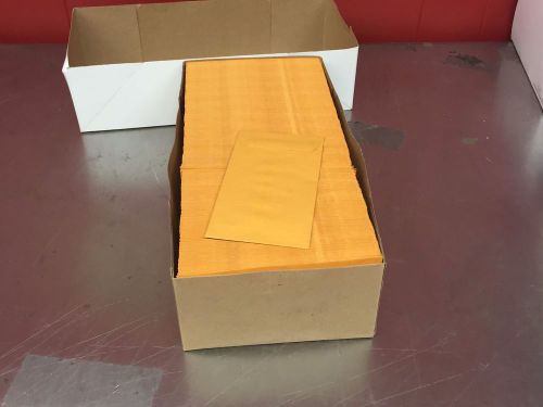 Kraft Clasp Envelope, Side Seam, 28lb, 10 x 13, Light Brown, 100/Box UNV35303