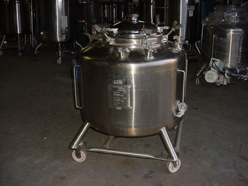 87 gallon 330 liter 316 stainless pressure tank with mag driven bottom prop DCI