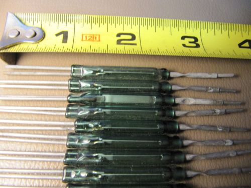 10+ LARGE REED SWITCH CHANGEOVER SPDT COMMON TUBULAR INDENTS GREEN GLASS 3 LEADS