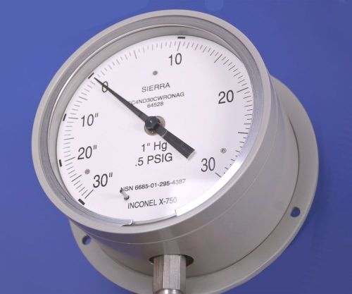 Both vacuum and pressure gage by sierra 0-30psi or 30mm/hg sc4nd30cwronag 4.5&#034; d for sale
