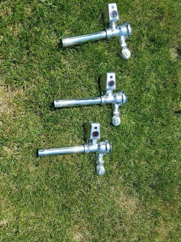 Zurn auto Flush valves &#034;lot of 3&#034;